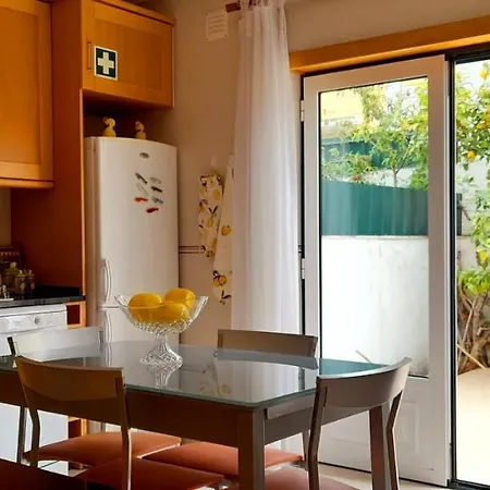 Casa Dos Limoes Pensión Caldas Da Rainha